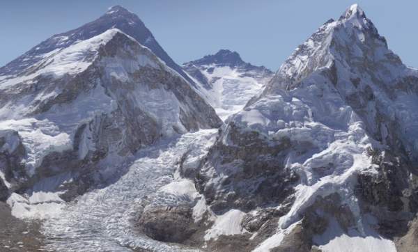 Эверест - круша мира, 2-х гигапиксельная фотография, изображение высокого качества