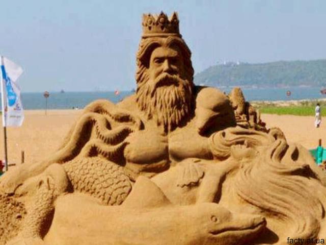 Нептун, песочная скульптура